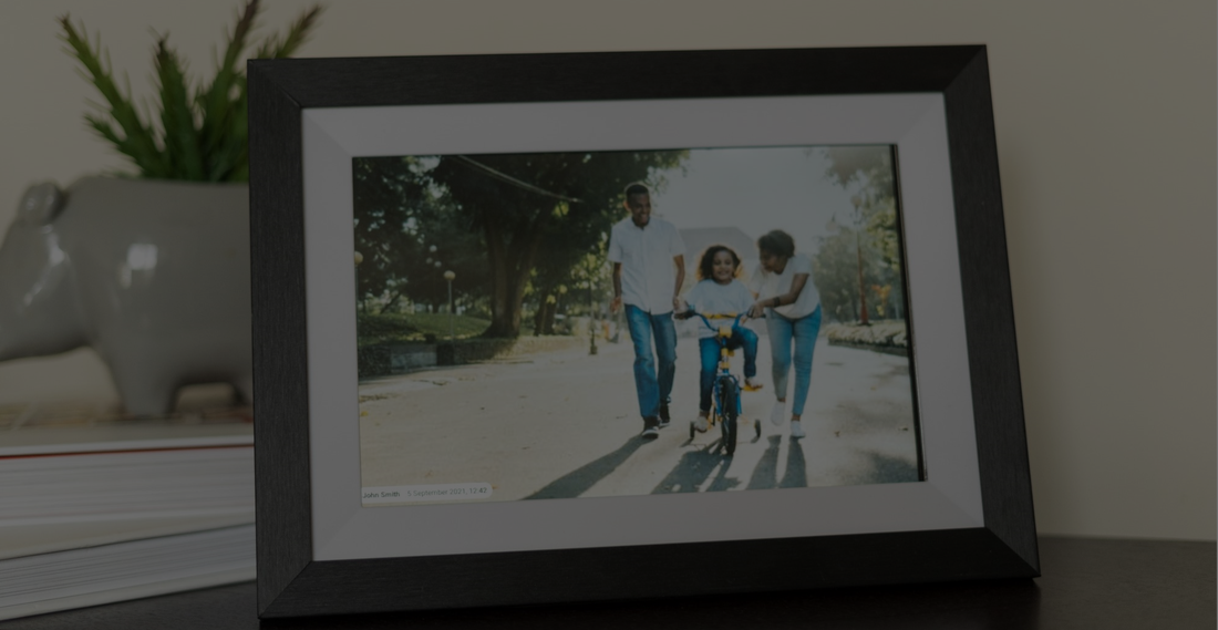 Frameo Digital Picture Frame